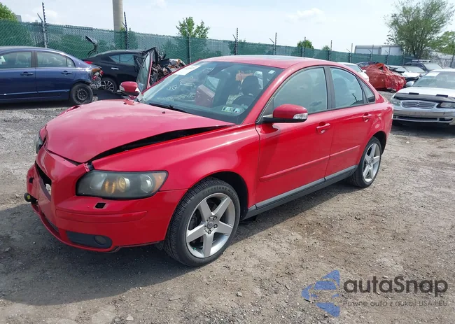 YV1MH682772252372: 42239473