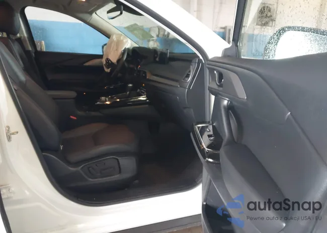 JM3TCBAY9P0653674: 42239498