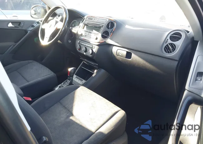 WVGAV7AX6DW538176: 42239580