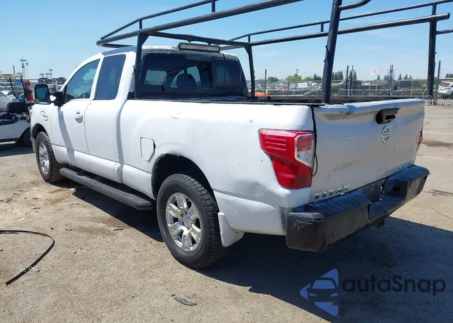 1N6AA1C83HN563953: 42239660