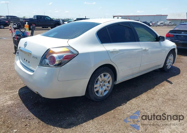 1N4AL2APXBC181411: 42239817