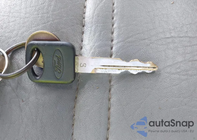 1FTNF20L02EC27835: 42239136