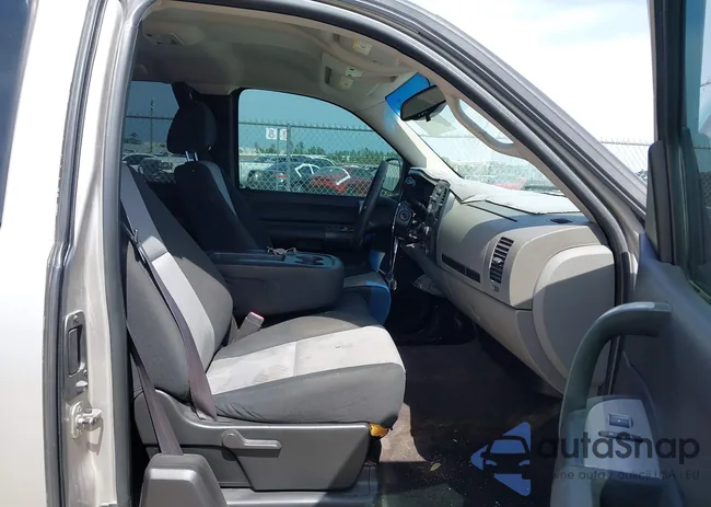 1GCEC19C88Z320447: 42239203