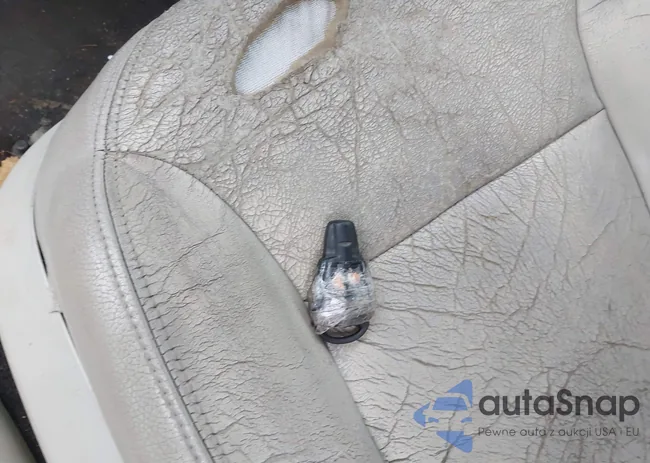 YS3FB79Y786009396: 42239302