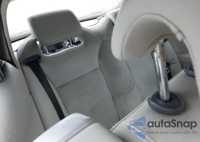 YS3FB79Y786009396: 42239302