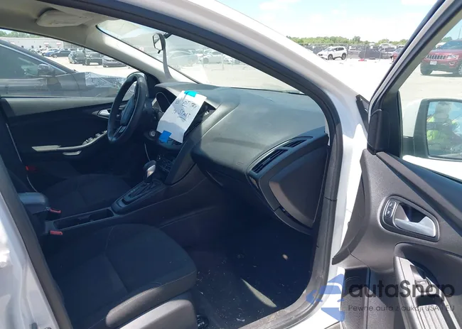 1FADP3FE5HL299907: 42239361