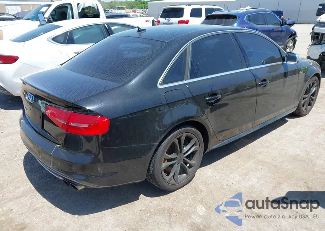 WAUBGAFL2EA060078: 42240403