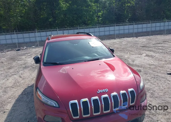 1C4PJLAB8GW264586: 42240413