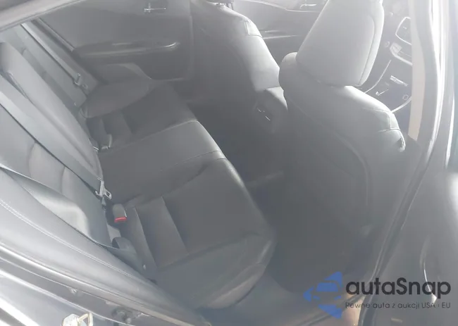 1HGCR2F85DA016384: 42240439