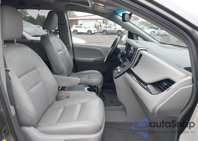 5TDYK3DC3GS714599: 42240471