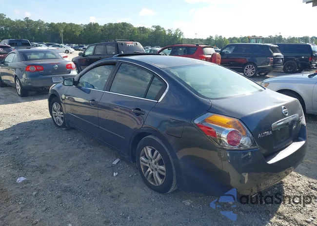 1N4AL2AP8CC137781: 42240565