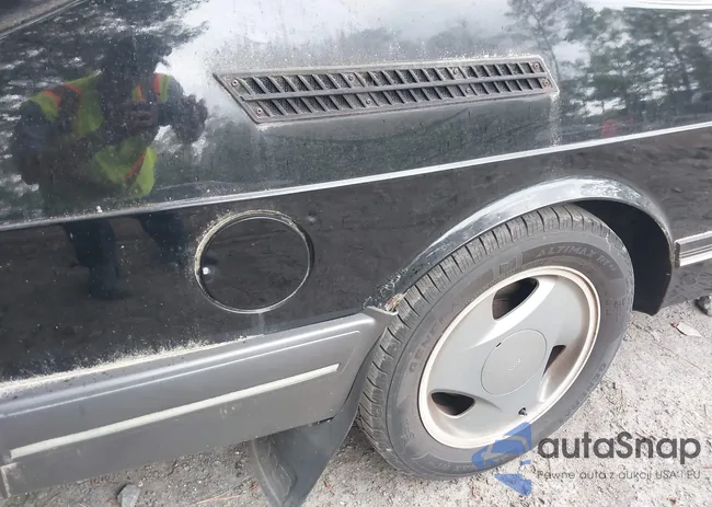 YS3AL35T6P2017411: 42240663