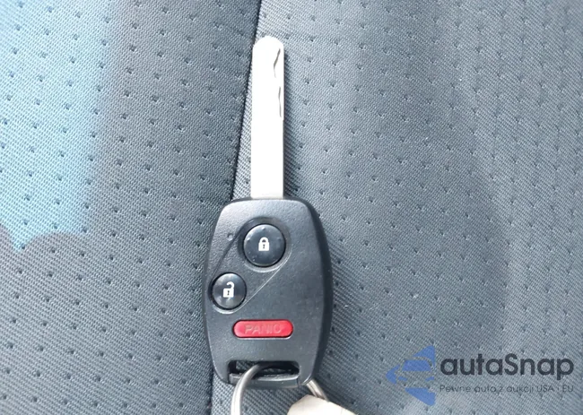 5FNYF18218B011745: 42240664