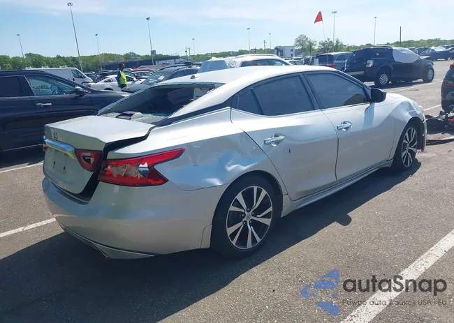 1N4AA6AP7HC432410: 42241479