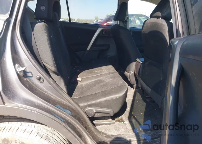 2T3BFREV0EW208074: 42241642