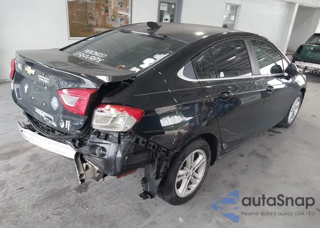 1G1BE5SM8J7135123: 42241668