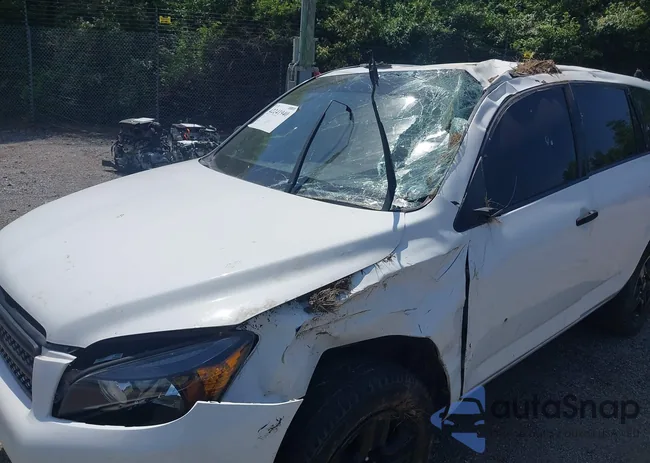 JTMBD33V575116748: 42241940