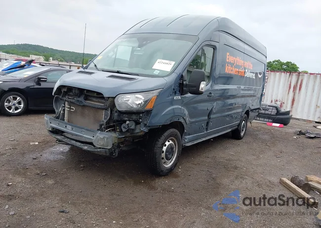 1FTYR3XM9KKB32863: 42241025