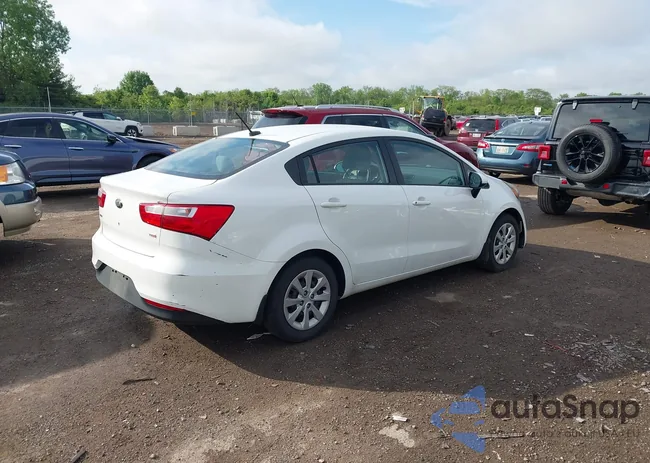 KNADM4A34G6637404: 42241235