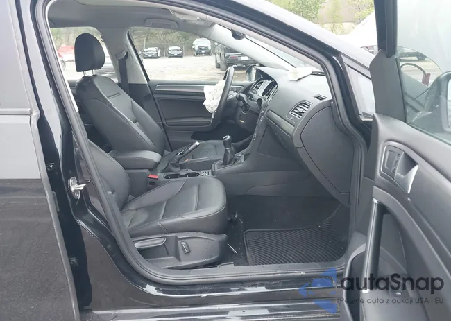 3VWW57AU2LM009352: 42242500