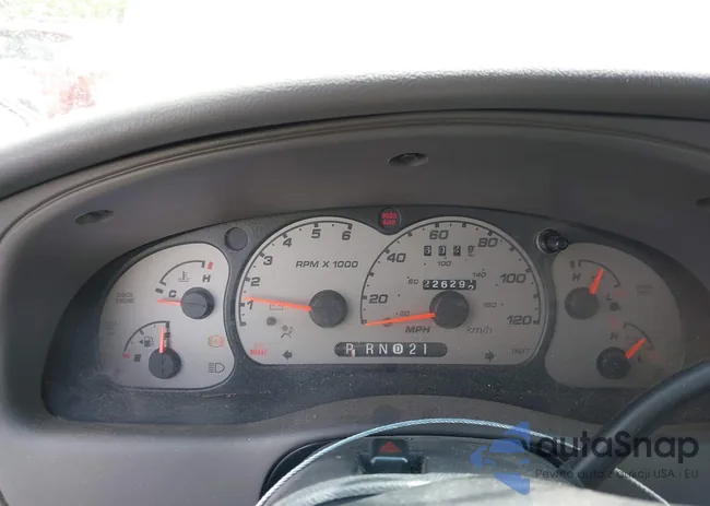 1FTYR44V33PB16049: 42242680