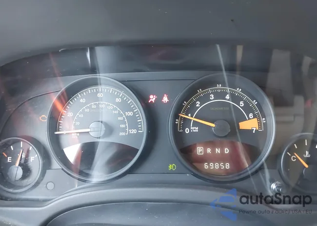 1C4NJCBA8GD641300: 42242763