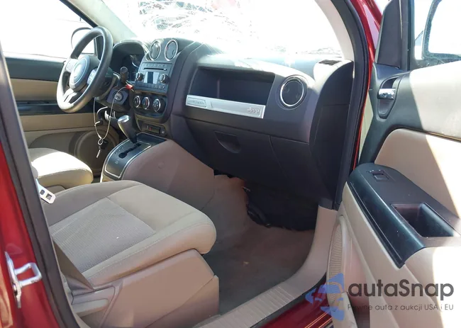 1C4NJCBA8GD641300: 42242763