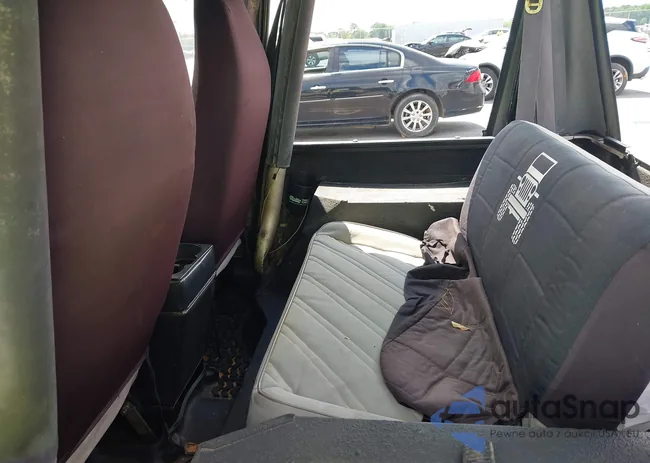 1J4FY19P7SP242989: 42241996