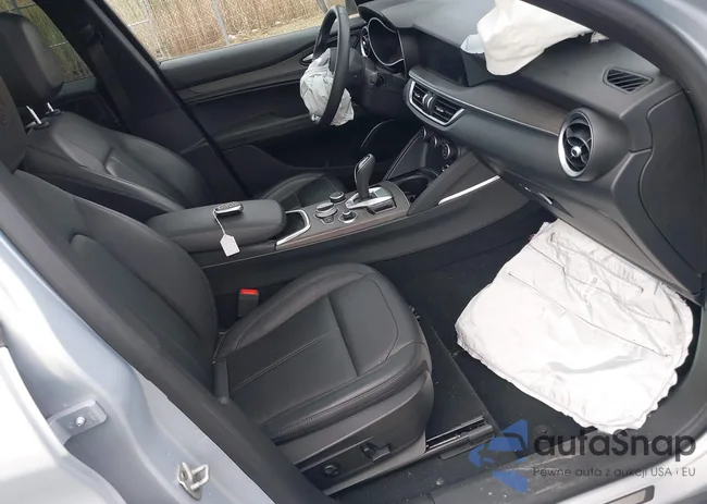 ZASPAKBN6P7D57689: 42242053