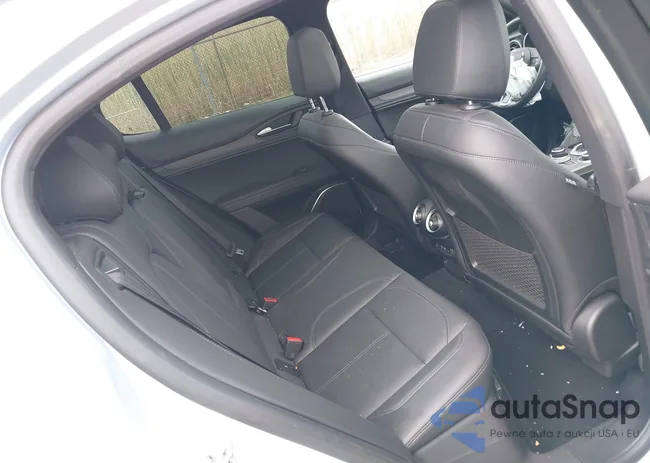 ZASPAKBN6P7D57689: 42242053