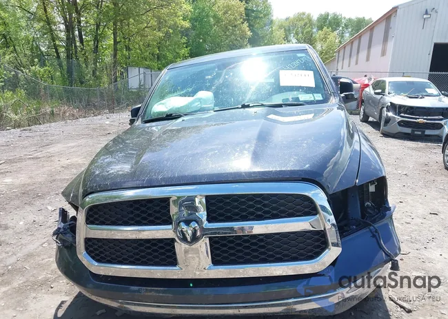 1C6RR7LG9MS542049: 42242144