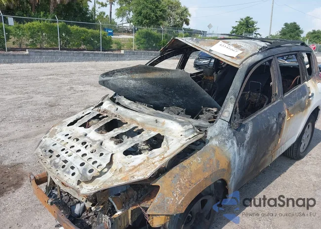 2T3ZF33V79W011682: 42242267