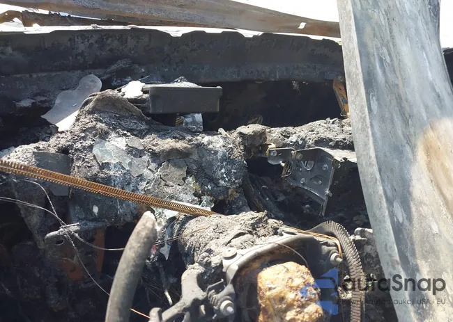 2T3ZF33V79W011682: 42242267