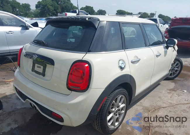 WMWXU9C0XM2N20104: 42242272