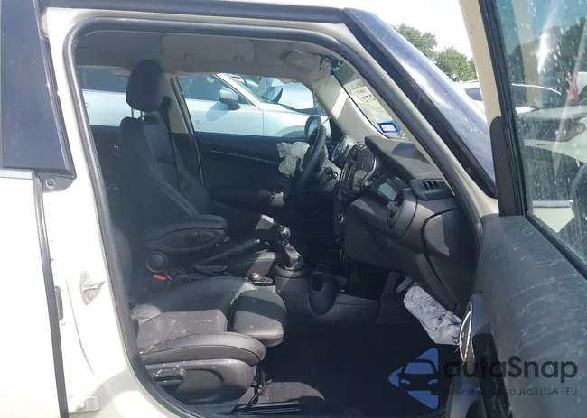 WMWXU9C0XM2N20104: 42242272