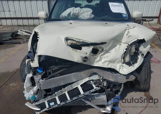 WMWXU9C0XM2N20104: 42242272