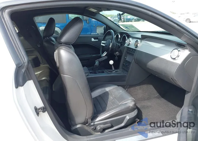 1ZVFT82H465152018: 42243395