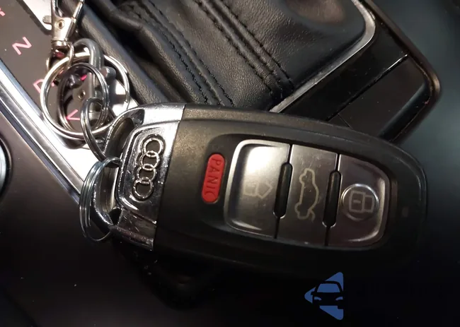 WAUBFAFL2GN018346: 42243693