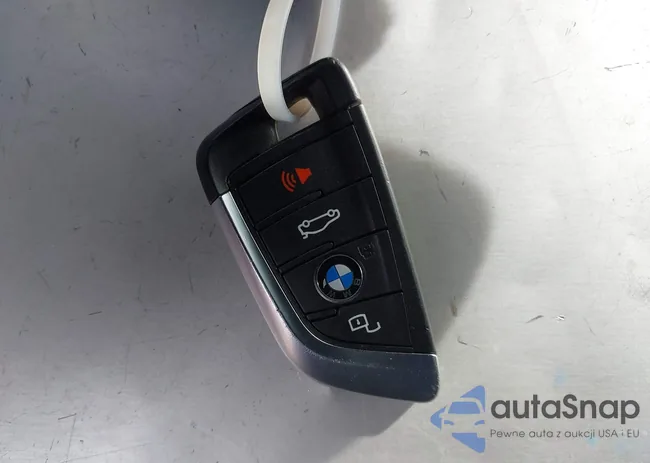 WBA63AV02PFP15379: 42243711