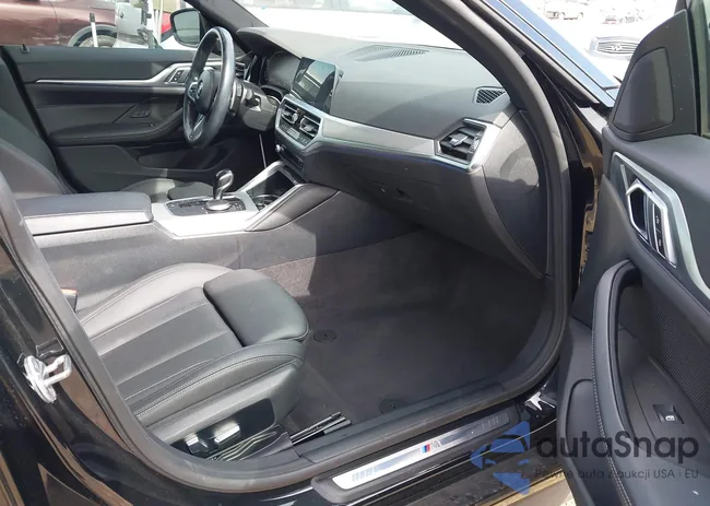 WBA63AV02PFP15379: 42243711