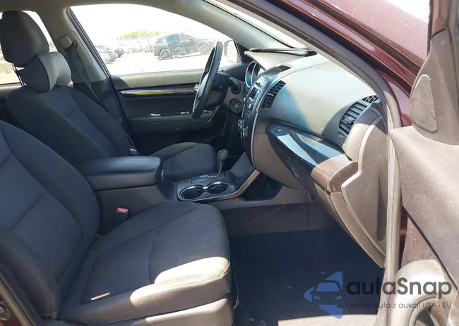 5XYKTCA15BG043240: 42243842