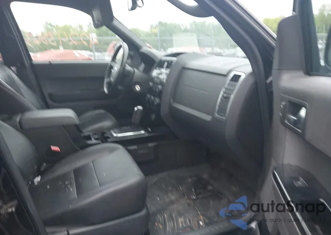 1FMCU9EG4CKA82556: 42243863