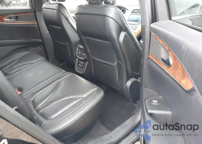 2LMPJ8LR8HBL51883: 42243012