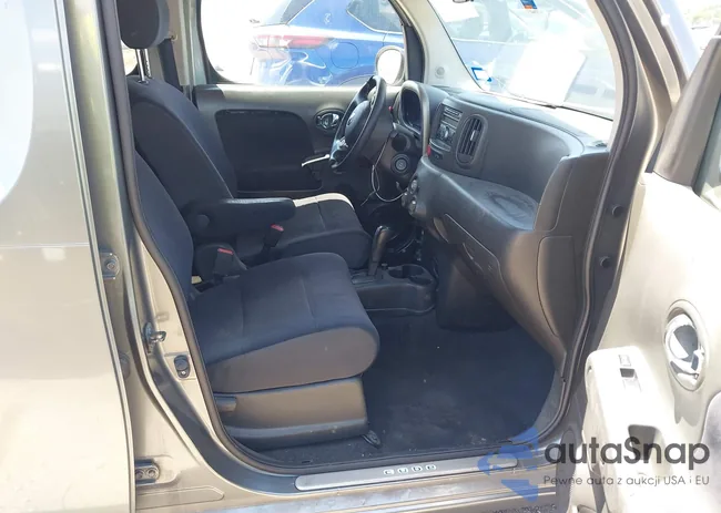 JN8AZ2KR2AT156692: 42243306