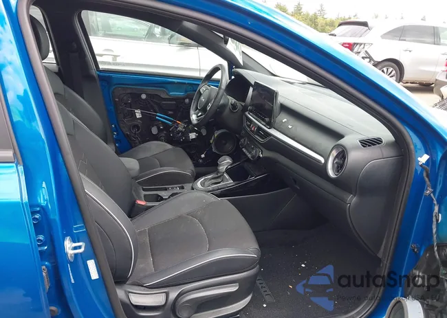 3KPF54AD1NE477930: 42244491