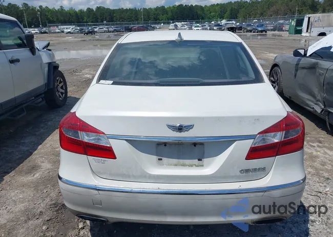 KMHGC4DD2CU203197: 42244539