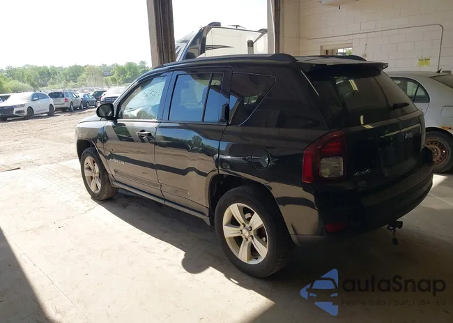 1C4NJDEB9GD662442: 42244543