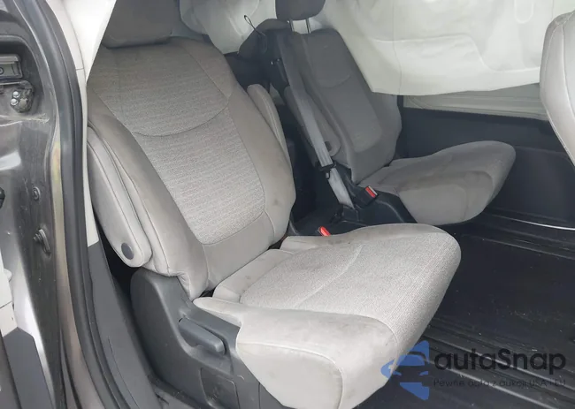 5TDKRKEC6PS157035: 42244547