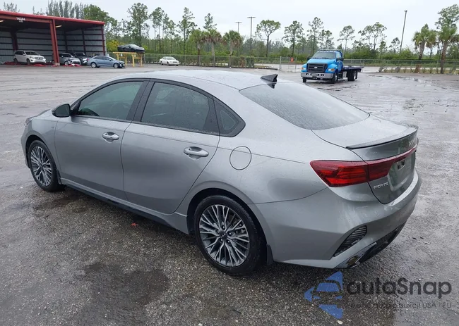 3KPF54AD8RE828578: 42244624