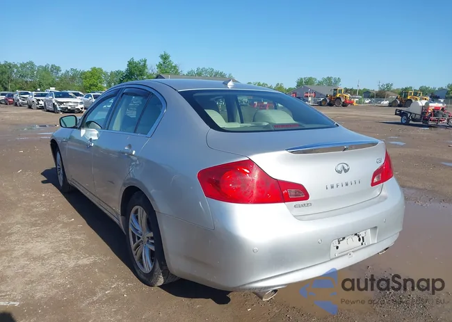 JN1CV6AP8DM720497: 42244728